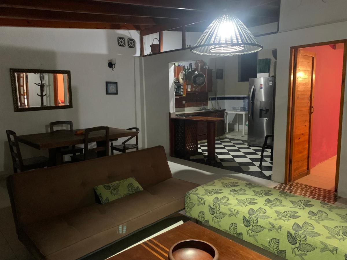 Hostal Casaluna San Andres 외부 사진
